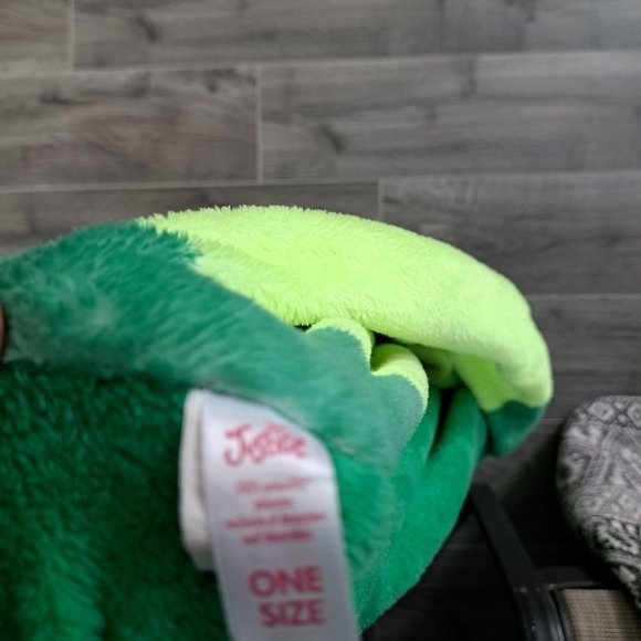 JUSTICE LET'S AVO CUDDLE fleece snuggle throw sleep sack Avocado Teens Tweens - Picture 5 of 10